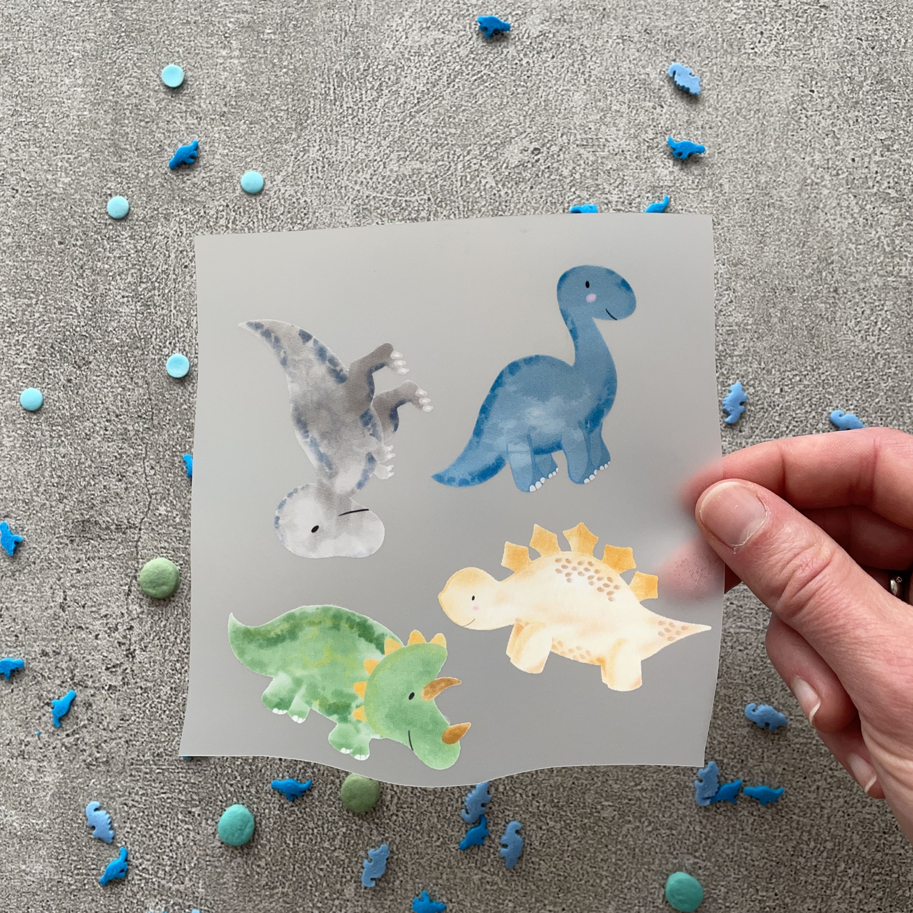 Bügelbild kleines Set mit 4 kleinen Dinosauriern