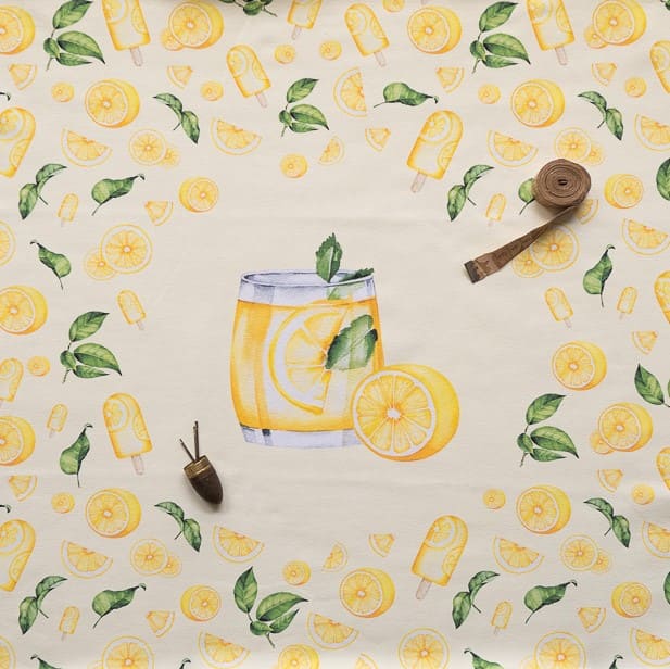 Stoffpanel Zitronenlimonade im Glas